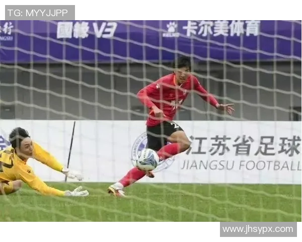 海南足球星选拔：挖掘本土潜力球员推动足球事业发展