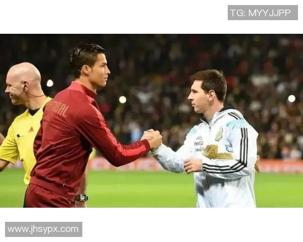 足坛巨星亲眼见到贝利心潮澎湃传承精神点燃绿茵梦想 足坛巨星亲眼见到贝利心潮澎湃传承精神点燃绿茵梦想